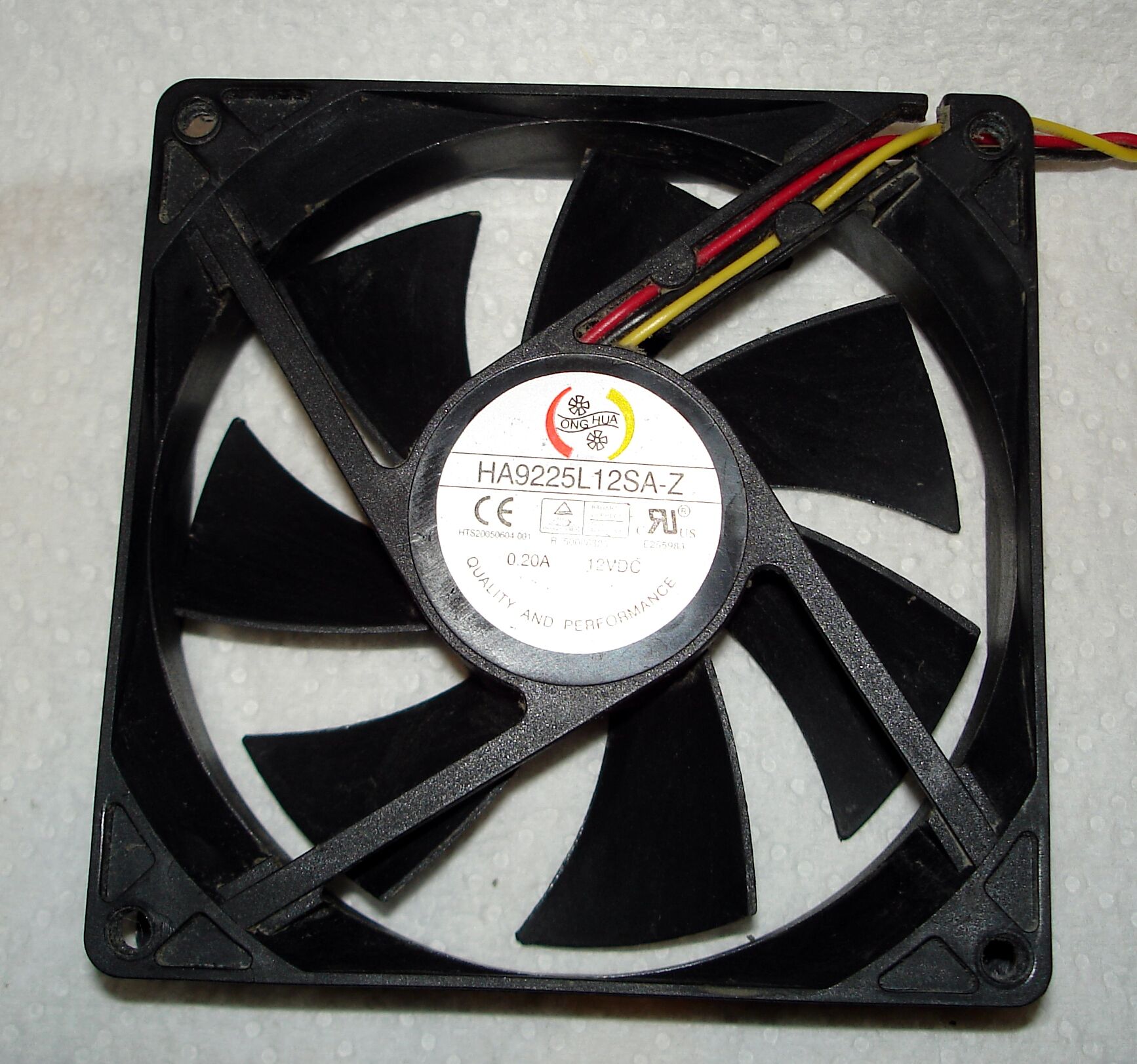Clean case fan (exterior face)